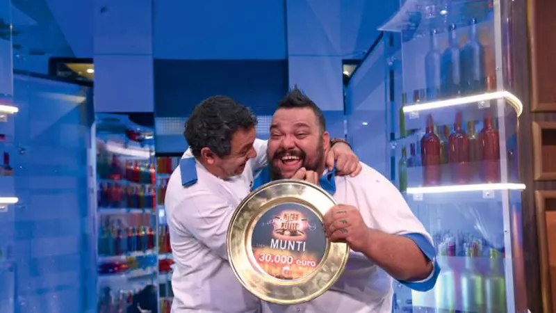Primul interviu cu Munti, câștigătorul ”Chefi la cuțite”. Ce va face cu marele premiu: ”Voi împărți o parte cu echipa”