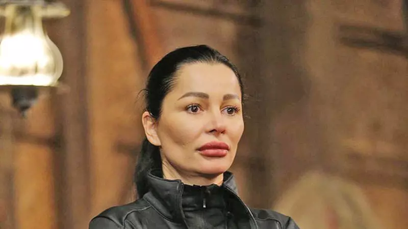 Nici o zi fără scandal la FERMA! Brigitte plânge de nervi din cauza lui Moroșanu