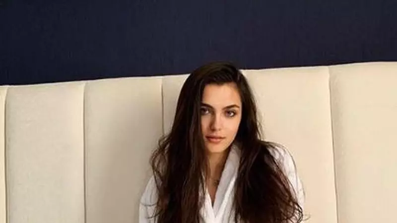 Alexia Eram, schimbare radicală de look. Fiica Andreei Esca și-a pus extensii