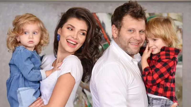 Cât s-a îngrășat Alina Pușcaș pe parcursul sarcinii. Vedeta e însărcinată în 7 luni