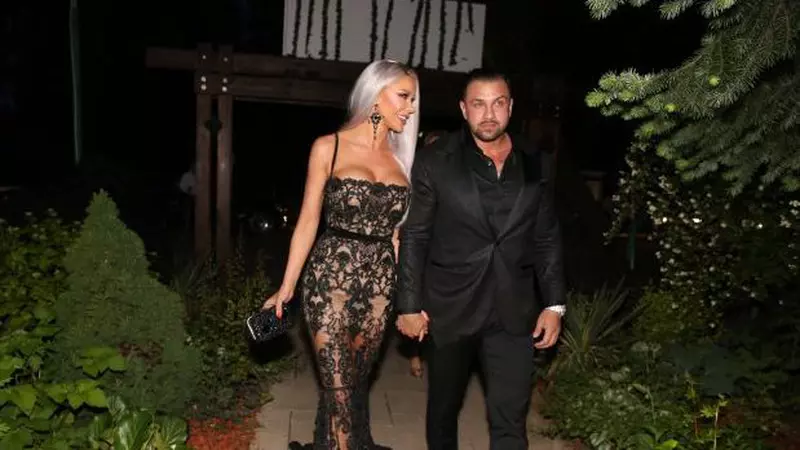 Bianca Drăguşanu şi Alex Bodi, la VIVA! Party 2019. Au venit cu o maşină de jumătate de milion de euro