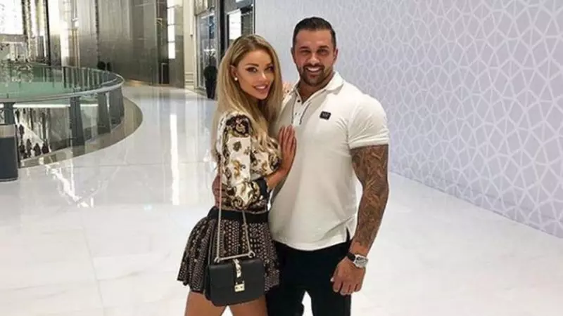 Alex Bodi vrea înapoi cadourile pe care i le-a făcut Biancăi Drăgușanu. Vrea și banii pe vacanțe