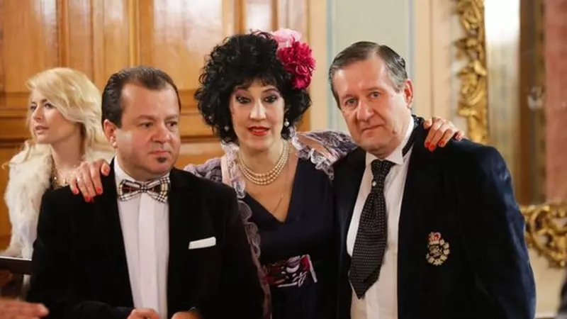 Ce face și cum arată acum Lili din serialul "La bloc"? Actrița are aceeași coafură ca acum 12 ani
