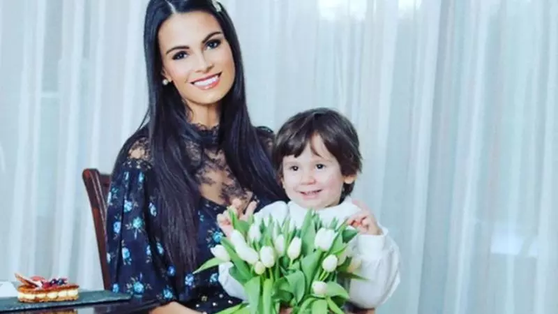 Anca Serea naște al șaselea copil peste două luni. Vedeta și Adi Sînă au început marile pregătiri