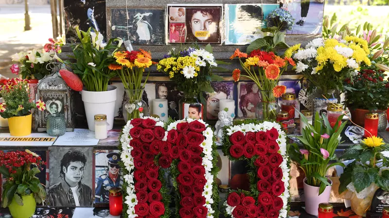 10 ani de la moartea lui Michael Jackson. Ce s-a întâmplat pe 25 iunie 2009, ultima zi din viaţa Regelui Pop