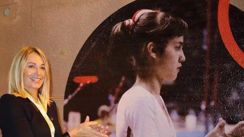 Astăzi se împlinesc 43 de ani de la PRIMUL 10 din istoria gimnasticii. Cum arată NADIA COMĂNECI, „Zeița de la Montreal”,  acum, la 57 de ani