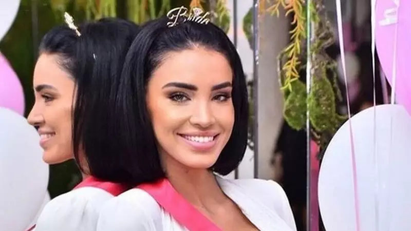 Adelina Pestrițu, distracție maximă la petrecerea burlăcițelor! Cum au surprins-o prietenele ei