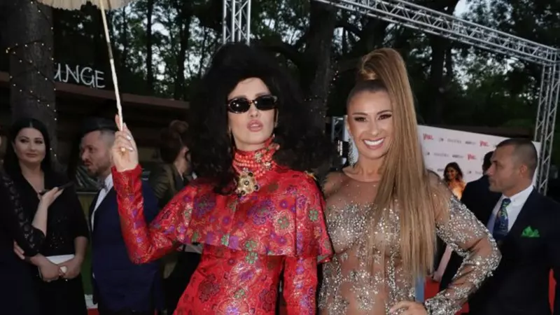 Anamaria Prodan a cucerit-o pe fiica Iuliei Albu. În ce ipostază au fost surprinse cele două recent