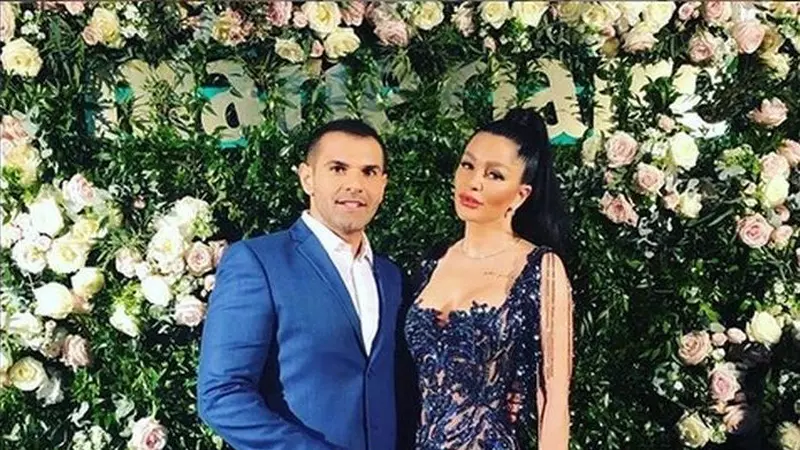 Cine a prins buchetul de mireasă la nunta lui Brigitte. E o vedetă super sexy, care a mai fost măritată!