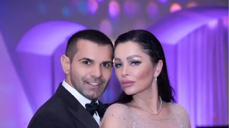 Brigitte a dat rochia de 10.000 de euro pe hainele țigănești... Mireasa a dansat desculță, în fustă înflorată și cu salbă de bani în păr!