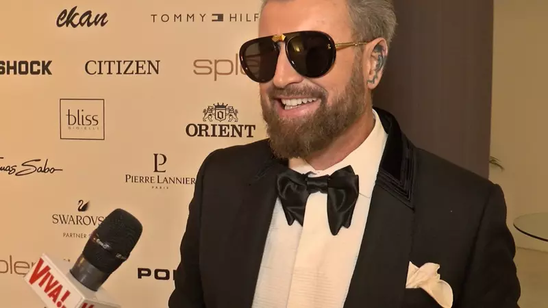 Cătălin Botezatu nu a fost impresionat de rochiile de mireasă purtate de Brigitte. "Nu a rupt gura târgului"