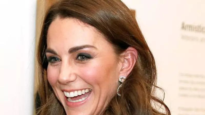 Încă un scandal în familia regală! Kate Middleton, acuzată de un medic estetician că își injectează botox!