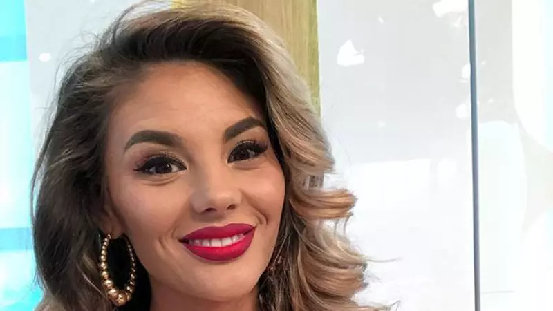 Ramona Olaru, la plajă cu Giani Kiriță și Cătălin Cazacu. Asistenta TV nu mai vrea să audă de fostul soț