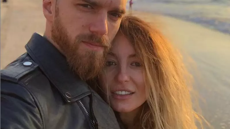 Flavia Mihăşan arată spectaculos la 3 săptămâni de la naştere! Talia fostei asistente de la Neatza, mărul discordiei pe Instagram