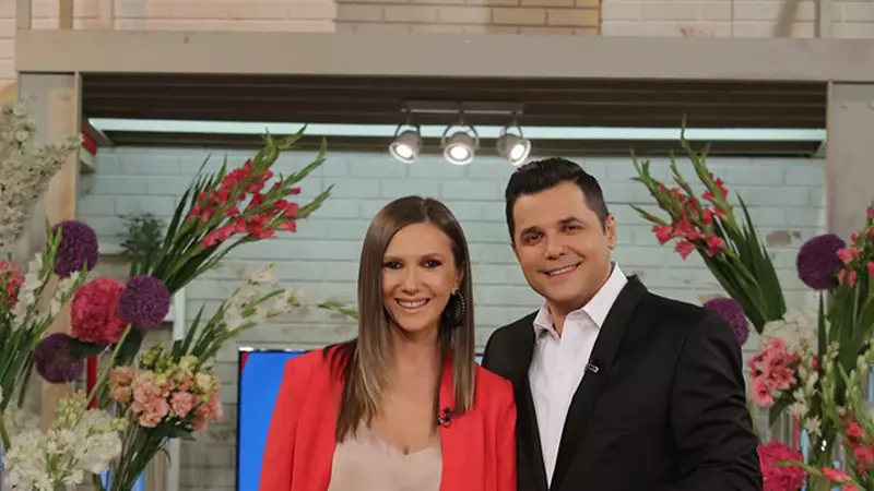 S-a aflat! Cine e noua colegă a Adelei Popescu și a lui Cove de la "Vorbește lumea"! A lucrat la Antena 1