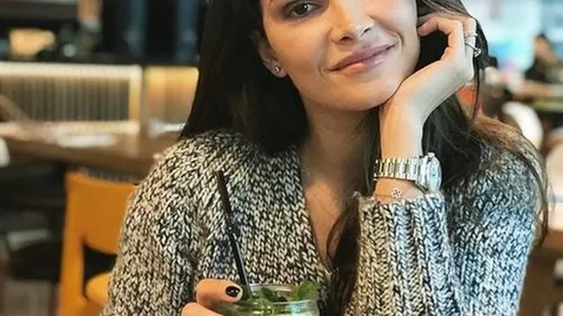 Alina Pușcaș are talie de viespe la doar o lună după naștere. Dieta de urgență când vrea să dea jos centimetri din jurul taliei