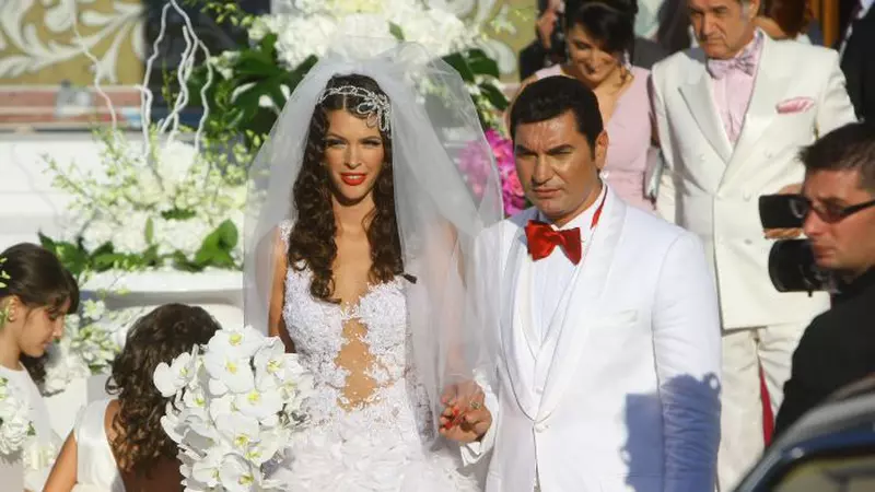 Alina Vidican, operații estetice de 40.000 de euro. Fosta soție a lui Cristi Borcea e transformată total