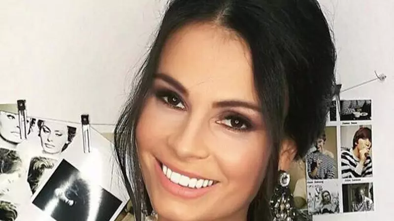 Prima imagine cu fetița Ancăi Serea. Leah-Maria a împlinit două săptămâni și seamănă cu surioara ei mai mare