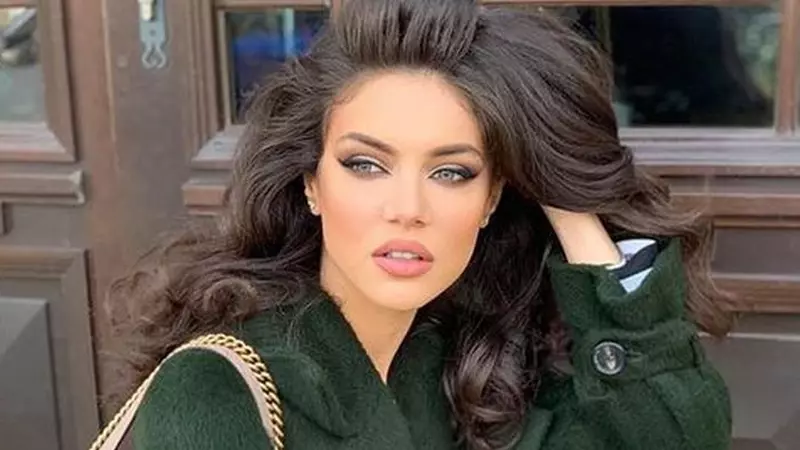 Cristina Ich a intrat în panică în timpul unor analize pentru sarcină. Superba brunetă, însărcinată în 6 luni, a început să plângă: ”Ce mă fac eu cu un copil?”