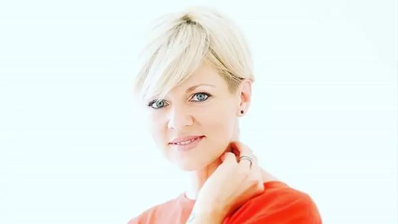 Ce mare și frumoasă s-a făcut fiica Danei Nălbaru și a lui Dragoș Bucur! Sofia e cât mama ei de înaltă