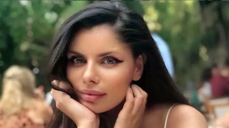 Cum arată Ileana Lazariuc în costum de baie. Vedeta are un corp de invidiat