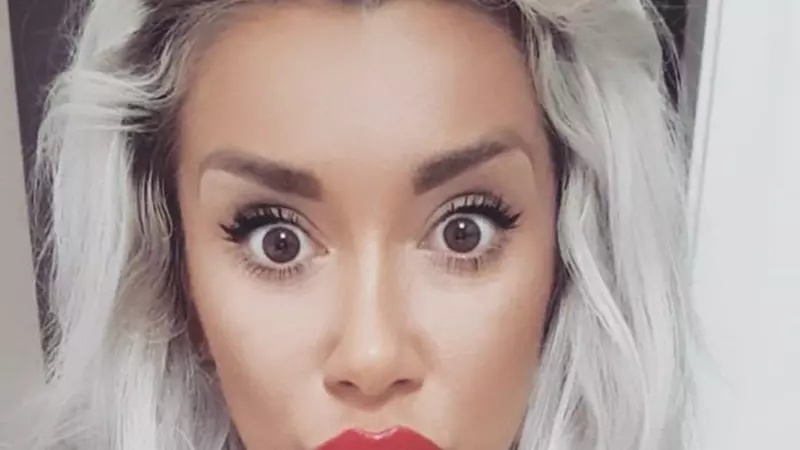 Raluca Tănase de la Bambi a făcut o nouă intervenție estetică. Cum arată artista acum