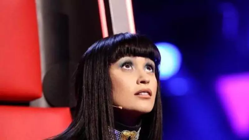 Irina Rimes a cântat pe stradă, în Belgia: "Nu aveam bani nici să mergem la baie!"