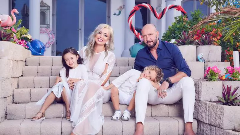 Blonda din spatele unui bărbat de succes - Raluca Zenga, despre infidelitățile din căsnicie: "Este o maladie greu de vindecat"