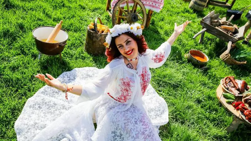 Rona Hartner s-a căsătorit cu Herve Camilleri. Primele imagini de la nuntă