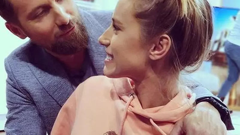 Ce n-a văzut Parisul! Cadoul spectaculos și costisitor pe care Dani Oțil i l-a făcut iubitei sale de ziua ei de naștere