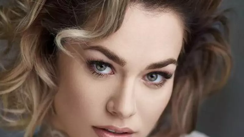 Feli Donose, fotografie emoționantă alături de fiica ei. Nora Luna a împlinit astăzi 1 an!