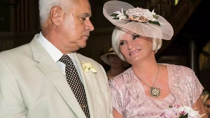 Monica Tatoiu, sfat pentru „bărbații cu creierul cât o nucă”: „Fă-ți femeia să se simtă diferită de fiecare dată când te bagi în pat cu ea!”