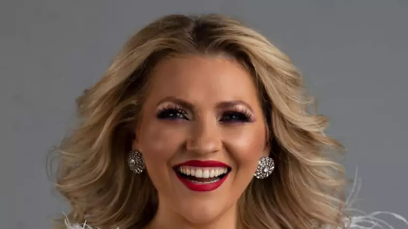 Cu cine s-a iubit Mirela Vaida înainte să se mărite. Primul bărbat din viaţa ei este un artist celebru de la noi!