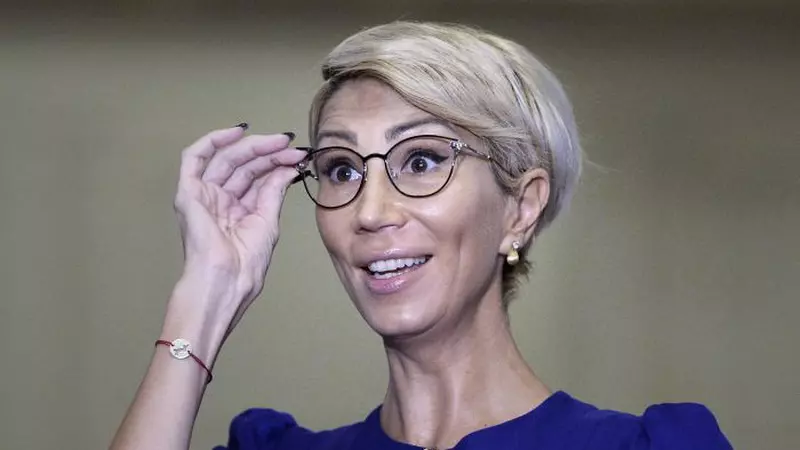 Vicepremierul bling-bling! Raluca Turcan, mâna dreaptă a lui Ludovic Orban, a investit o avere în aspectul său fizic