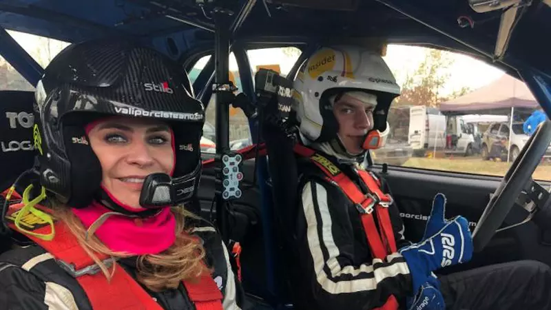 Adina Buzatu a devenit pilot de raliuri: "Mă fascinează lumea automobilismului sportiv!"