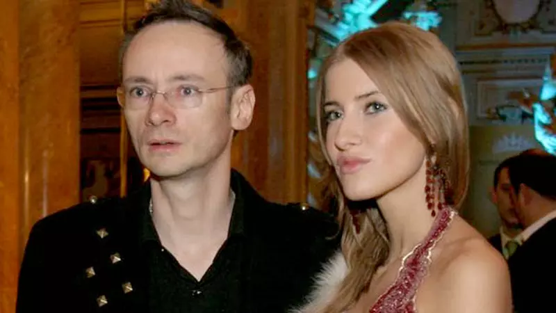 Mihai Albu, la un pas să fie snopit în bătaie de Cătălin Botezatu și Adrian Minune. Un artist celebru i-a sărit în ajutor!