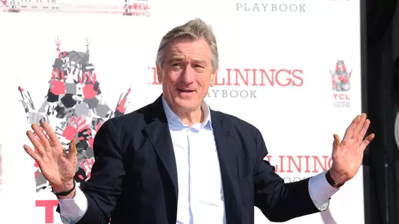 Robert de Niro şi Gary Oldman, roluri principale în filmul „Playground 30”, despre istoria României, scris și regizat de Bobby Păunescu