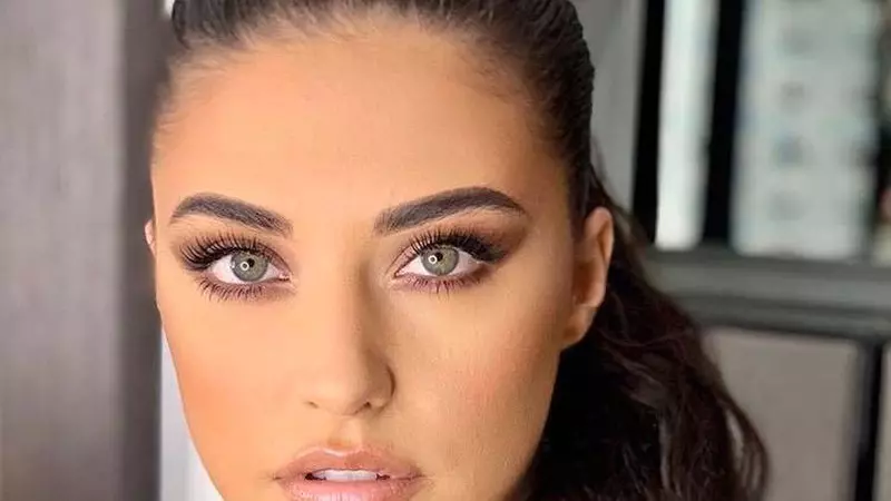 Antonia a răbufnit în timpul concertului susținut la Balul Bobocilor. Artista a părăsit scena și și-a înjurat fanii