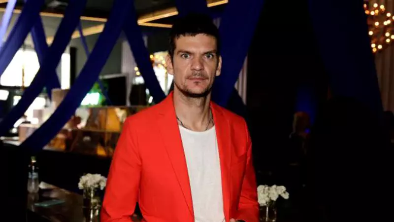 Cum arată iubita lui Tudor Chirilă. Cei doi sunt împreună din 2012. „Noi, văzuți de fiul nostru, Ivan”