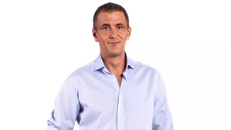 Cosmin Cernat revine pe micile ecrane. Ce emisiune va prezenta în curând. „Aștept cu nerăbdare”