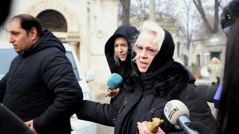 Vestea a picat ca un trăsnet. Cum a aflat mama Cristinei Țopescu de moartea jurnalistei. „Este inuman”