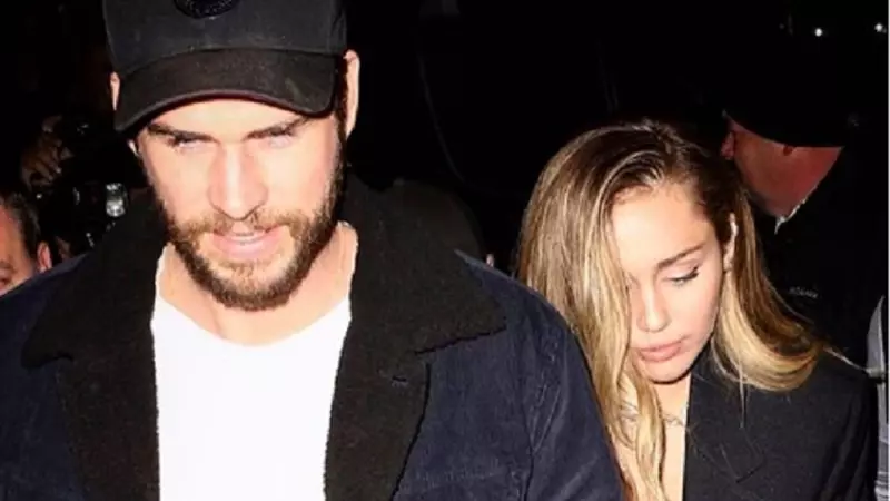 Miley Cyrus și Liam Hemsworth au divorțat după 10 ani de relație și 8 luni de mariaj!