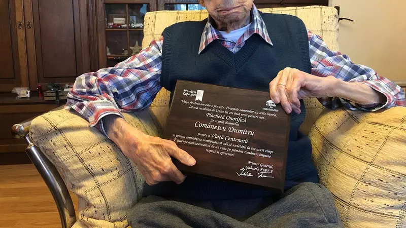 Cine este bucureșteanul Dumitru Comânescu, al treilea cel mai bătrân bărbat de pe Planetă / Are 111 ani și a dezvăluit secretul longevităţii sale