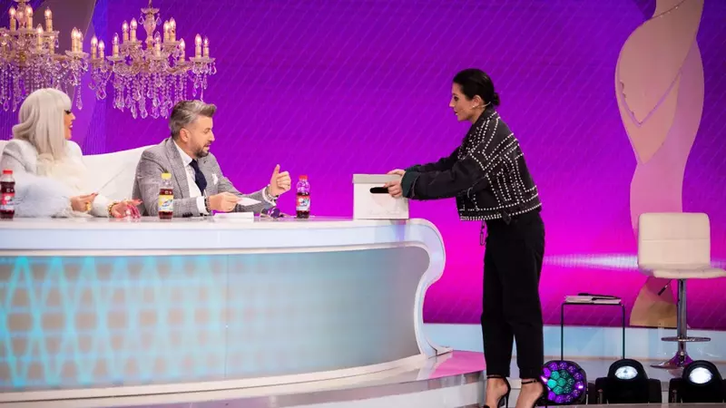 Bianca Rus s-a făcut de tot râsul la Bravo, ai stil! Celebrities. Cătălin Botezatu a prezentat dovezile