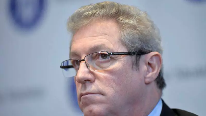 Adrian Streinu-Cercel vine cu noi sfaturi esențiale despre cum ne putem feri de coronavirus: ”În casă fac curat cu masca pe figură”