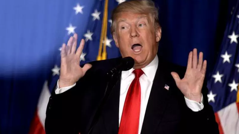 Un bărbat a murit după ce s-a tratat singur împotriva COVID-19 cu clorochină, soluție promovată de Donald Trump!