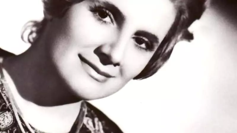Azi se împlinesc 43 de ani de la cutremurul din 4 martie 1977! Cântăreața Doina Badea a murit, atunci, împreună cu toată familia / Nu i-a fost niciodată găsit trupul!