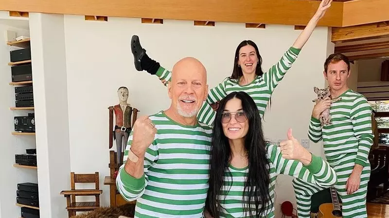 Demi Moore și Bruce Willis se înțeleg mai bine ca niciodată și petrec împreună perioada de carantină! Au postat imagini amuzante, din izolare!