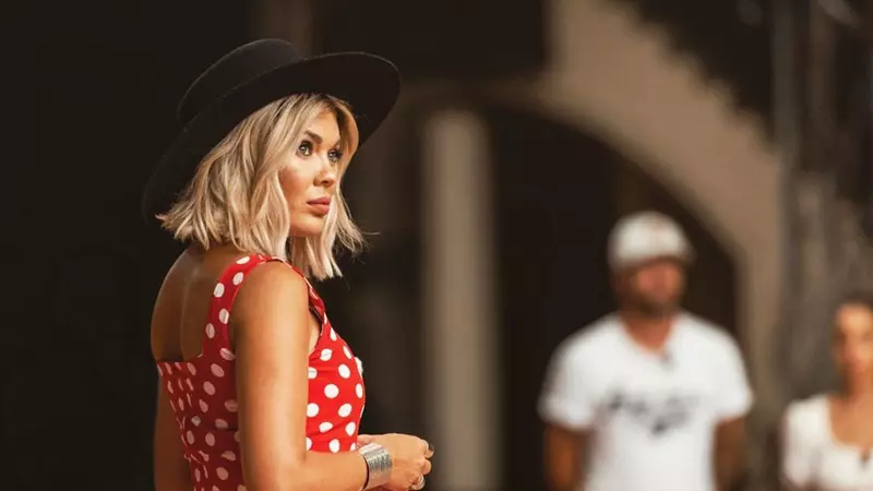 La mulți ani, Gina Pistol! Cum și-a sărbătorit blondina ziua numelui, în izolare: „Acasă, cu iubitul, stăm liniștiți”