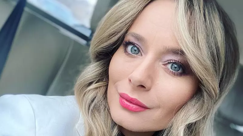 Laura Cosoi vorbește despre a treia sarcină. Ea și soțul ei își doresc încă un copil: „Trebuie să-i fac și un băiețel”